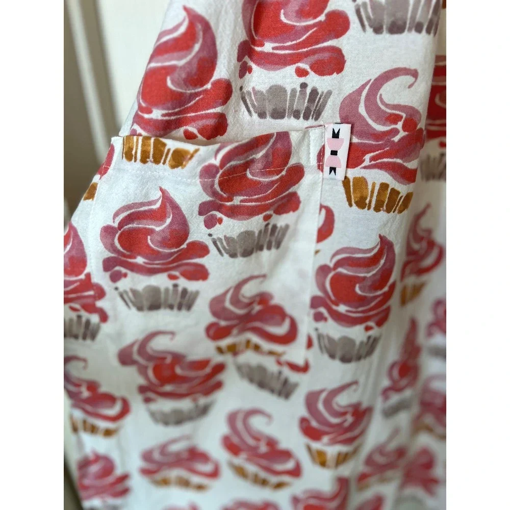 NWT Simply Whimsical Organic Cotton Flour Sack Apron Pink Cupcake Print GOTS New